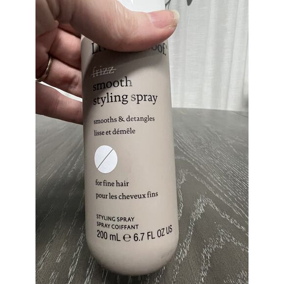 Living Proof No Frizz Smooth Styling Spray, full size - Picture 2 of 5